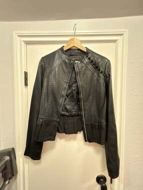 BCBGMAXAZRIA Black 100% Genuine Leather Whipstitch Peplum Jacket XS